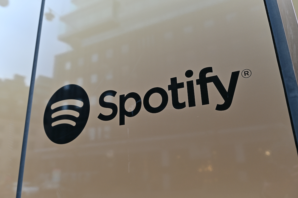 Spotify cresce forte no trimestre e afasta risco imediato de crise